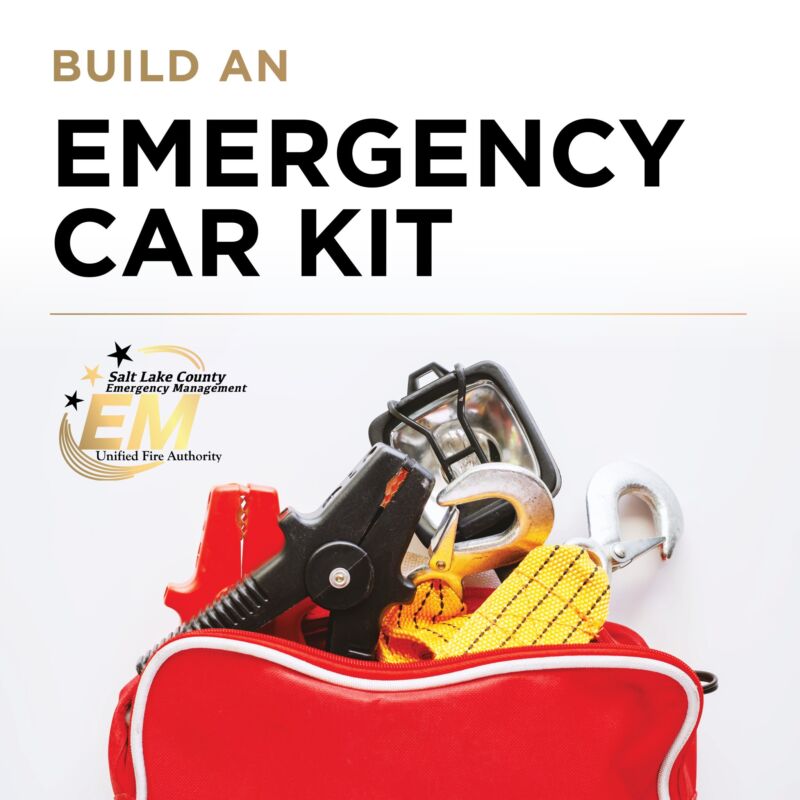 Image for the Tweet beginning: ❄️🚗 Winter Emergency Car Kit:
