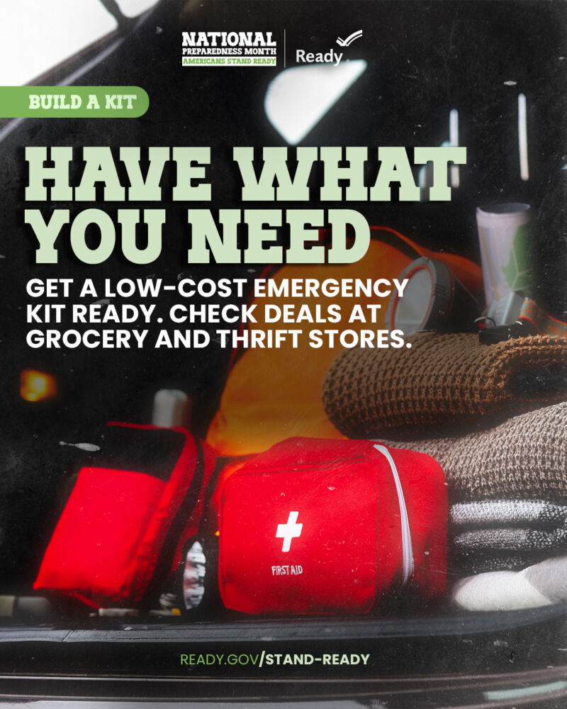 Image for the Tweet beginning: Build an emergency kit with